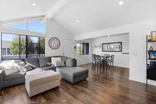 700 W Walnut Avenue 25, Orange, CA 92868