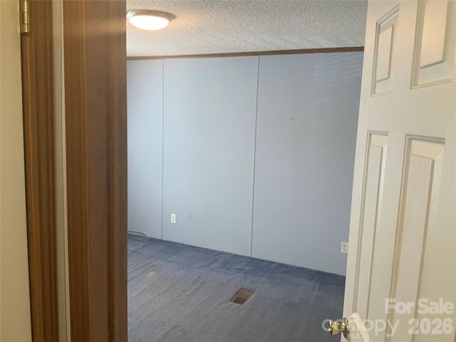 47 Eve Drive, Asheville, NC 28806