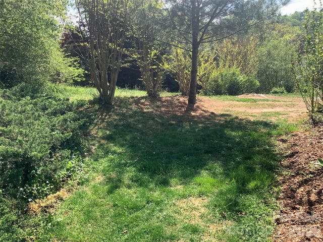 47 Eve Drive, Asheville, NC 28806