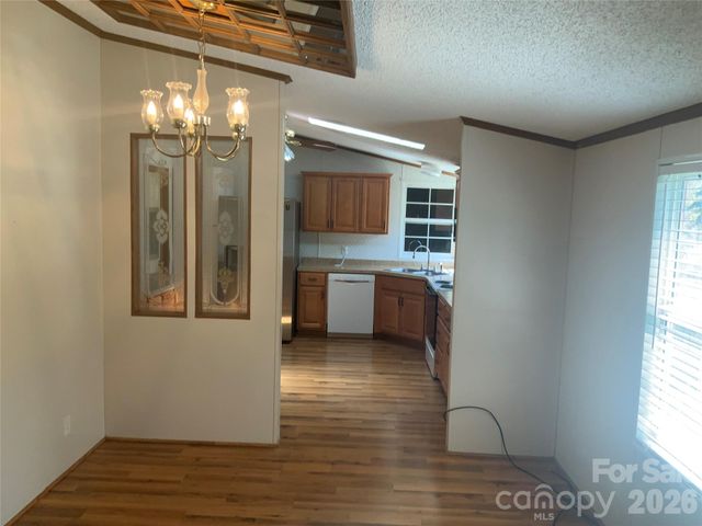47 Eve Drive, Asheville, NC 28806