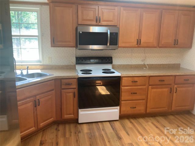 47 Eve Drive, Asheville, NC 28806