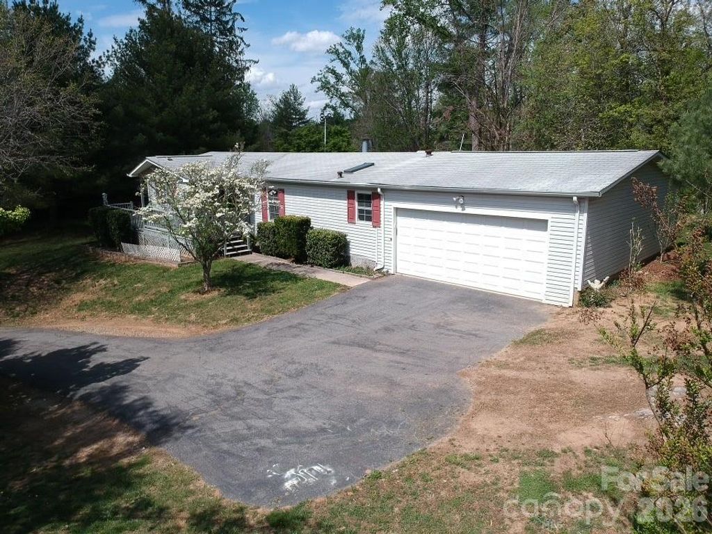 47 Eve Drive, Asheville, NC 28806