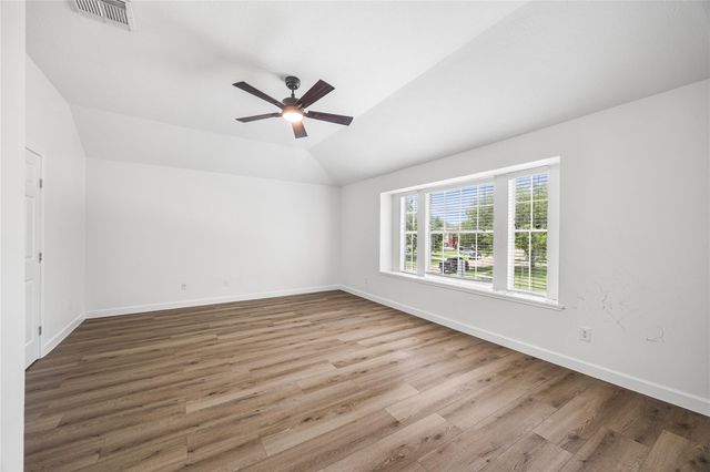 3116 Meadow Bay Drive, Dickinson, TX 77539