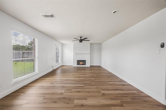 3116 Meadow Bay Drive, Dickinson, TX 77539