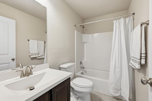 5504 Wharfside Place, Denton, TX 76208