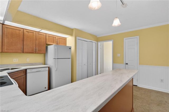 1213 Saddleback LNDG, Chesapeake, VA 23320
