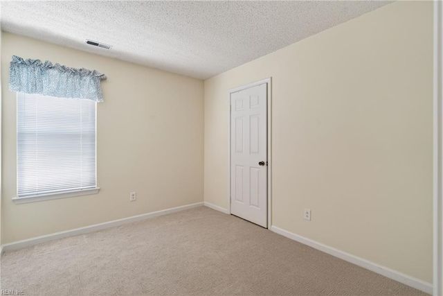 1213 Saddleback LNDG, Chesapeake, VA 23320