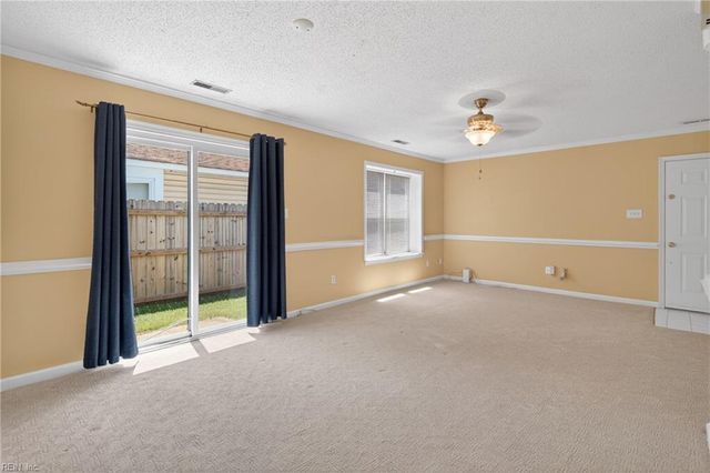 1213 Saddleback LNDG, Chesapeake, VA 23320