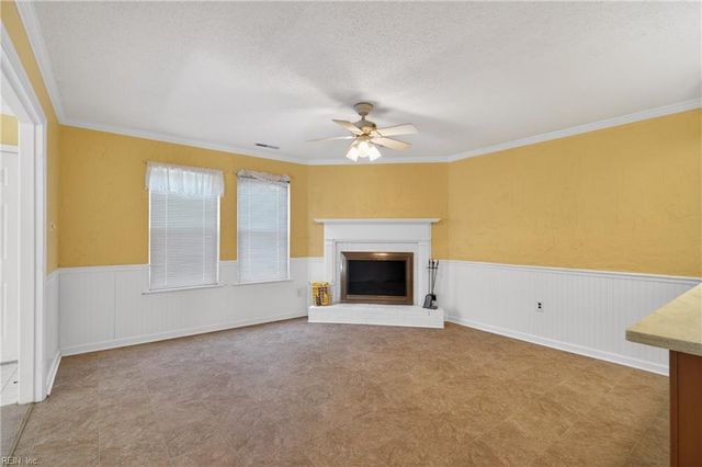 1213 Saddleback LNDG, Chesapeake, VA 23320