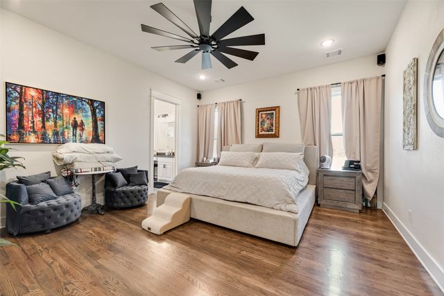 160 N Falling Leaves Drive N, Waxahachie, TX 75167
