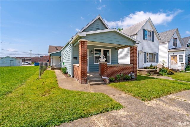 2424 W Illinois Street, Evansville, IN 47712