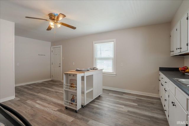 2424 W Illinois Street, Evansville, IN 47712