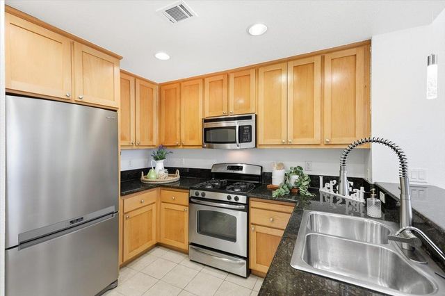 1488 El Camino Real 215, South San Francisco, CA 94080