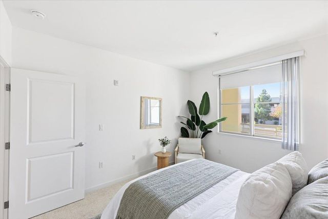 1488 El Camino Real 215, South San Francisco, CA 94080
