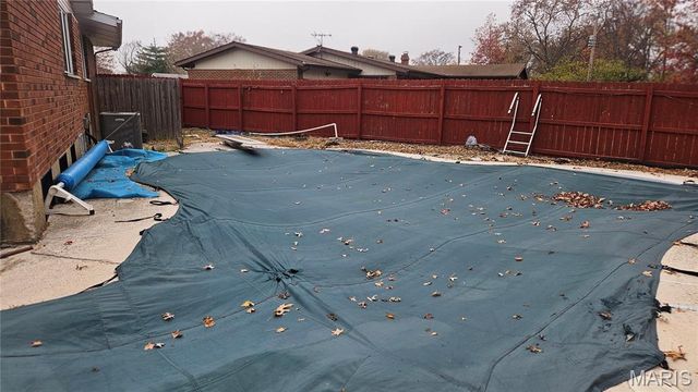 1130 Meadowgrass Court, Florissant, MO 63033