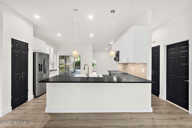 2 SAW MILL Court, Palm Coast, FL 32164