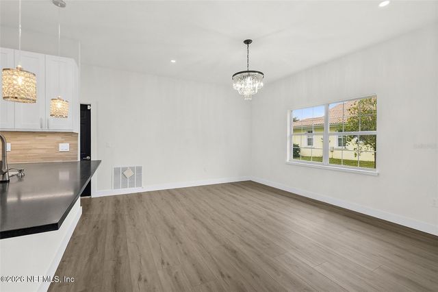 2 SAW MILL Court, Palm Coast, FL 32164