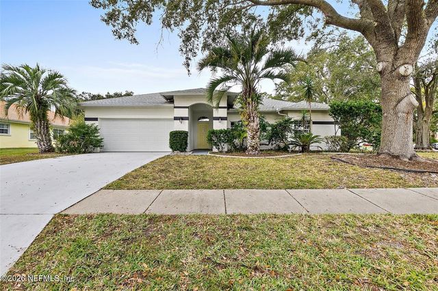 2 SAW MILL Court, Palm Coast, FL 32164