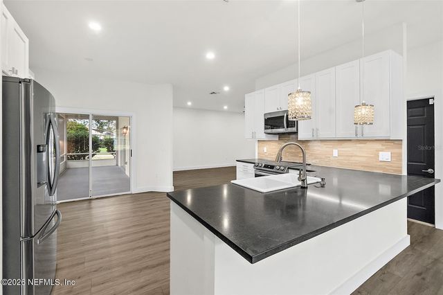 2 SAW MILL Court, Palm Coast, FL 32164