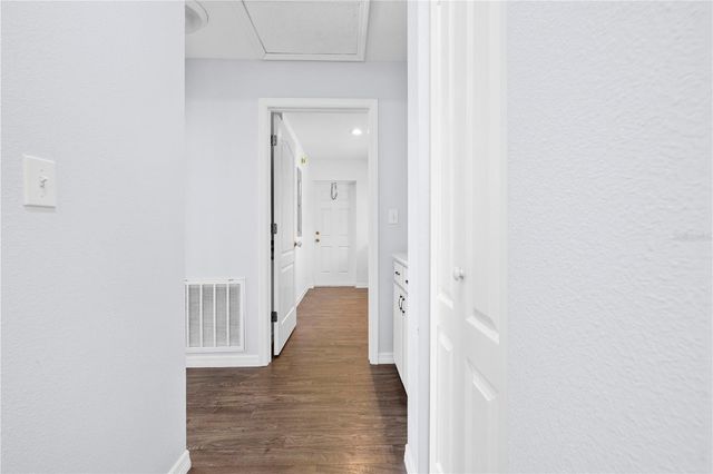 8456 N IBSEN DRIVE, Citrus Springs, FL 34434