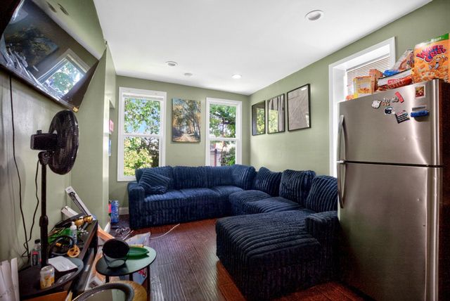4425 N UBER ST, Philadelphia, PA 19140