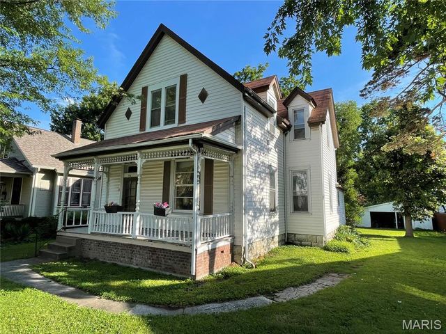 714 Monroe Street, St Charles, MO 63301