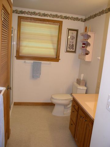 42 Leeward Shores Road, Moultonborough, NH 03254