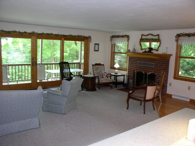 42 Leeward Shores Road, Moultonborough, NH 03254