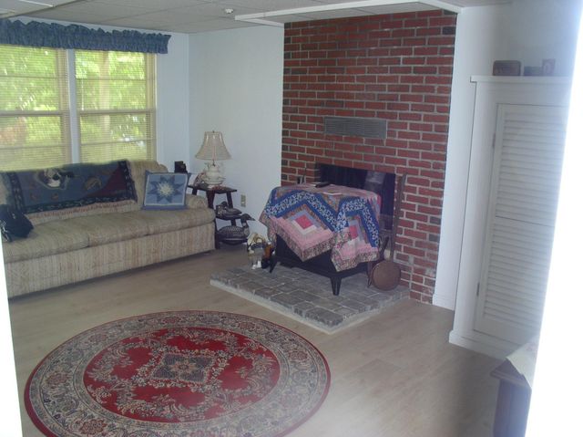 42 Leeward Shores Road, Moultonborough, NH 03254