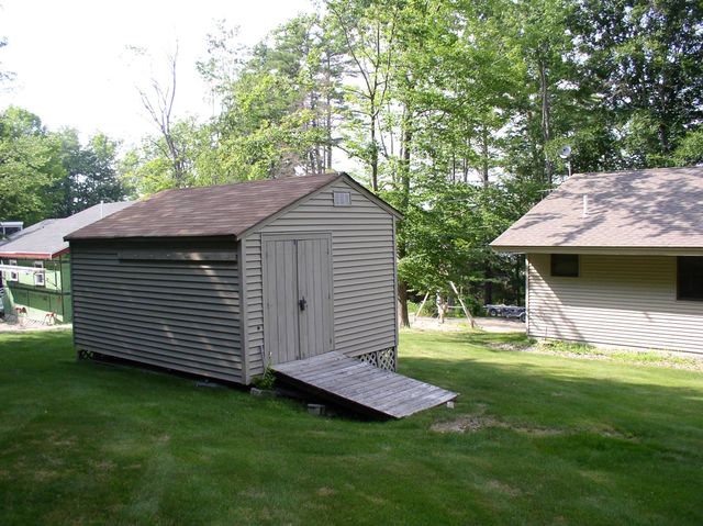 42 Leeward Shores Road, Moultonborough, NH 03254