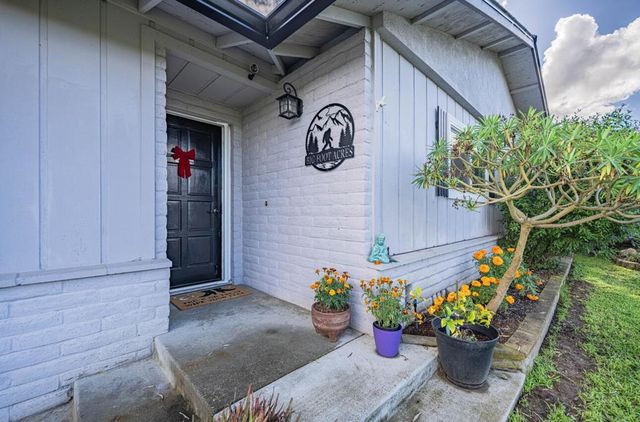 7561 Chester Drive, Salinas, CA 93907