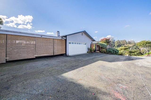 7561 Chester Drive, Salinas, CA 93907