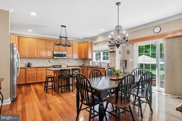 18 SHAMROCK RD, Lumberton, NJ 08048