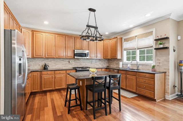 18 SHAMROCK RD, Lumberton, NJ 08048