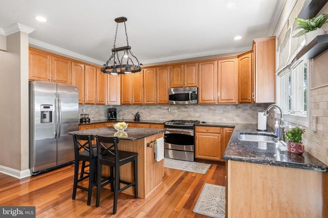 18 SHAMROCK RD, Lumberton, NJ 08048