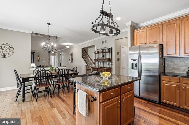 18 SHAMROCK RD, Lumberton, NJ 08048