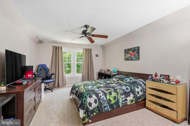 18 SHAMROCK RD, Lumberton, NJ 08048