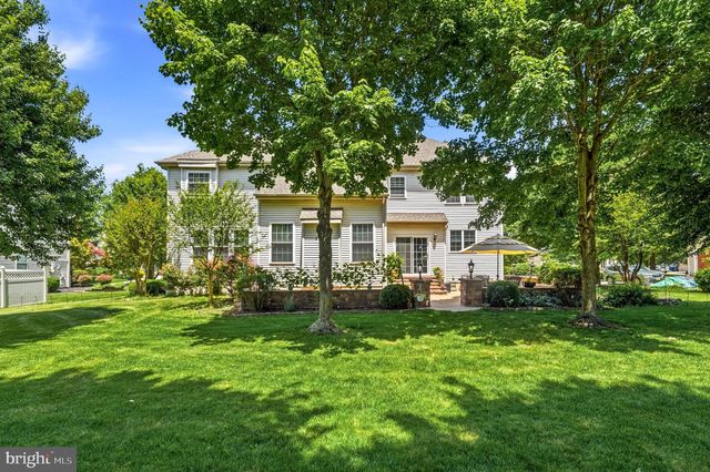 18 SHAMROCK RD, Lumberton, NJ 08048