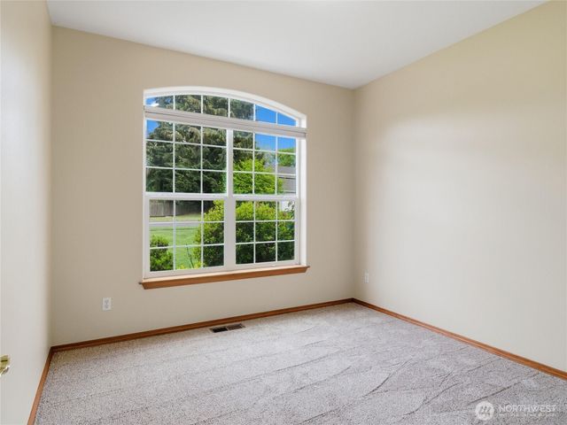 7105 Cavalier Loop SW, Olympia, WA 98512