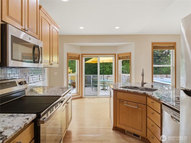 7105 Cavalier Loop SW, Olympia, WA 98512