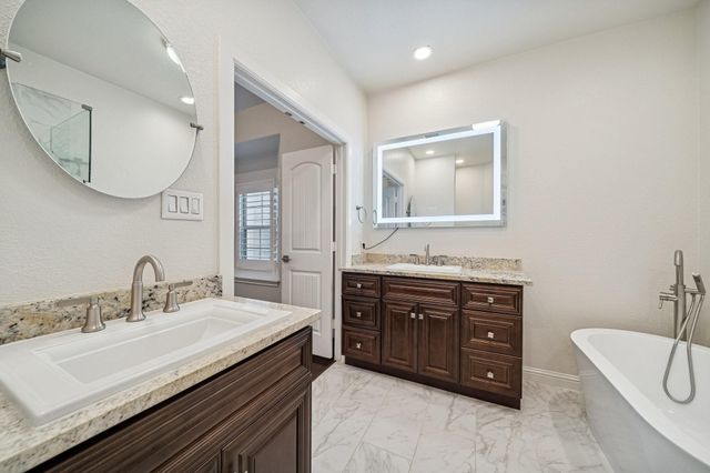 2741 Sherwin Street, Houston, TX 77007