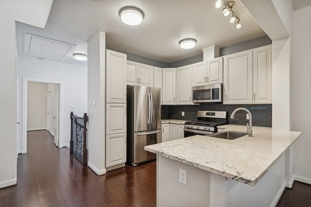 2741 Sherwin Street, Houston, TX 77007