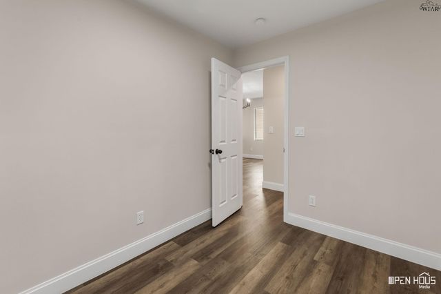 1006 HIRSCHI LANE, Wichita Falls, TX 76306