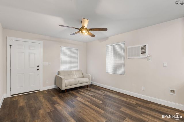 1006 HIRSCHI LANE, Wichita Falls, TX 76306