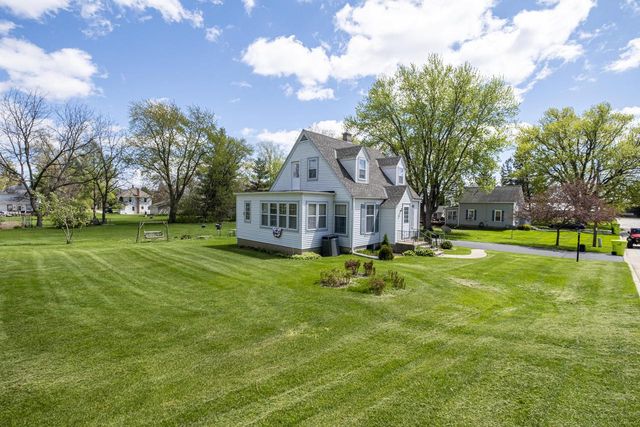 310 ZION STREET, Hartland, WI 53029
