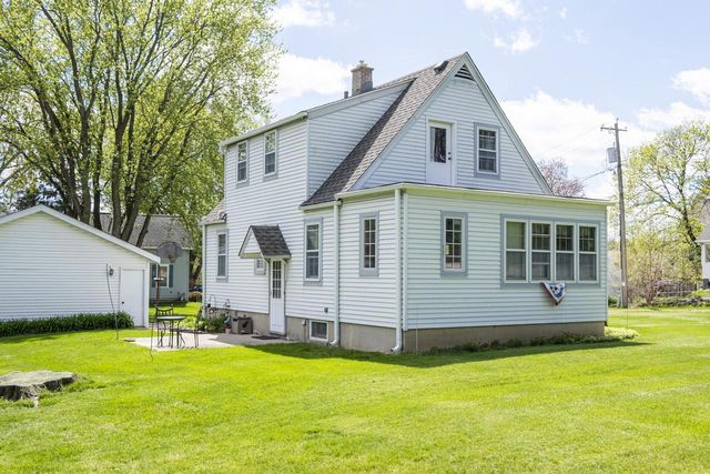 310 ZION STREET, Hartland, WI 53029