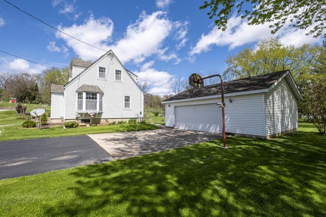 310 ZION STREET, Hartland, WI 53029