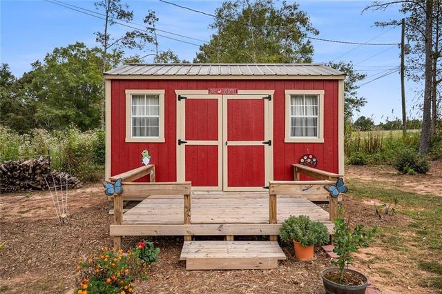 437 England Chapel Road, Jenkinsburg, GA 30234