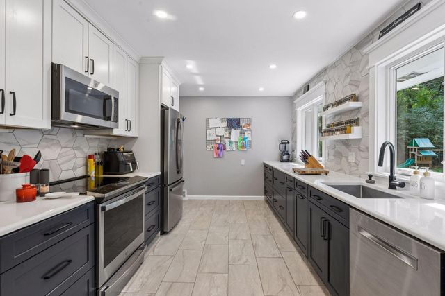 4418 Ellerdale Road, Minnetonka, MN 55345