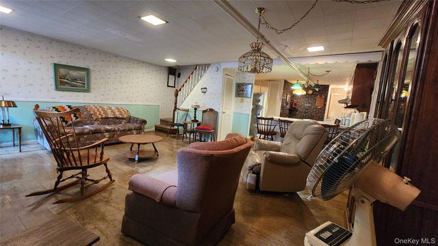 79-04 Kneeland Avenue, Elmhurst, NY 11373